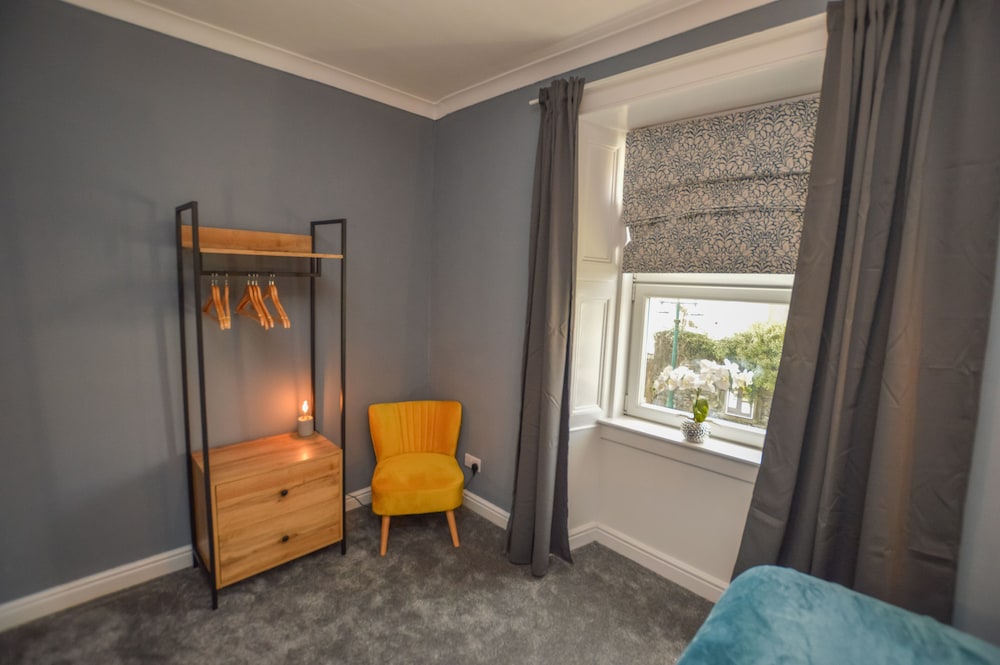 the gallery apartment