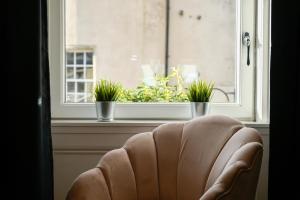 the gallery apartment