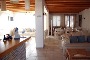 aeolos hotel