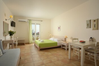 aeolos hotel