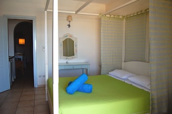 aeolos hotel