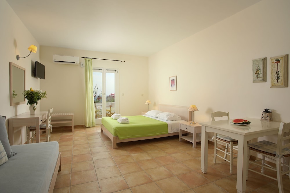 aeolos hotel