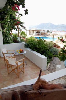 aeolos hotel