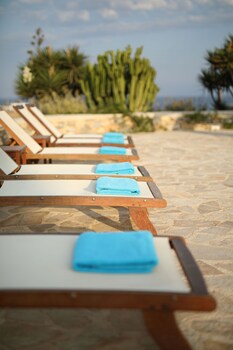 aeolos hotel