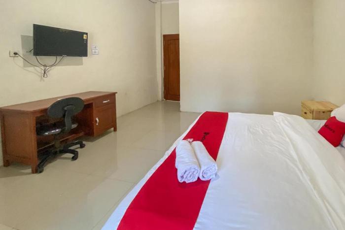 reddoorz near universitas merdeka malang 2