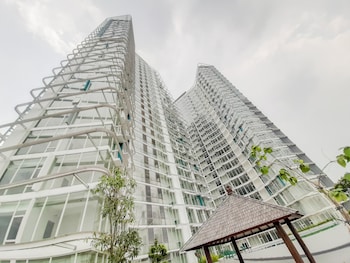 fully furnished studio with comfort design majestic point serpong apartment