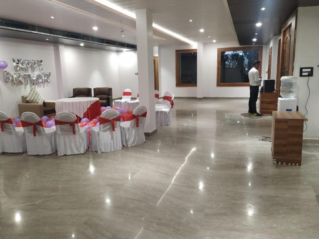 hotel global inn gold lucknow