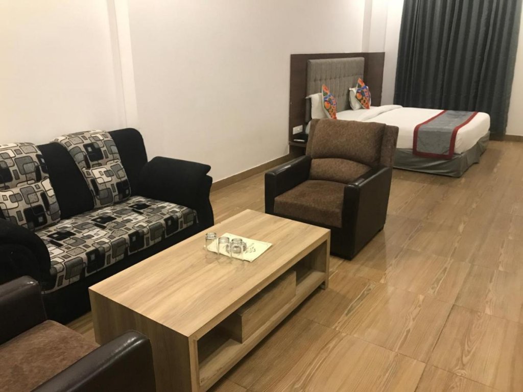 hotel global inn gold lucknow