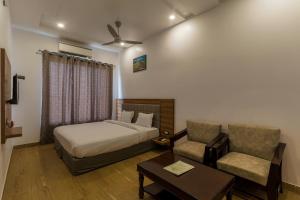 hotel global inn gold lucknow