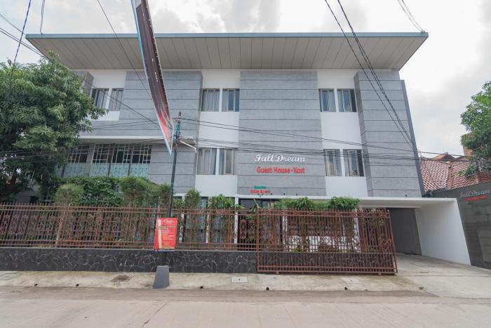 reddoorz plus cirebon city center