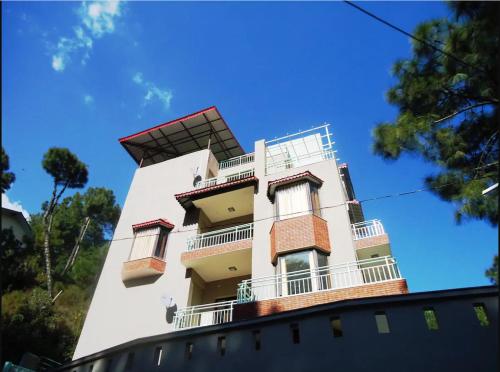 Barog Villa,Kasauli>>Barog,4 star