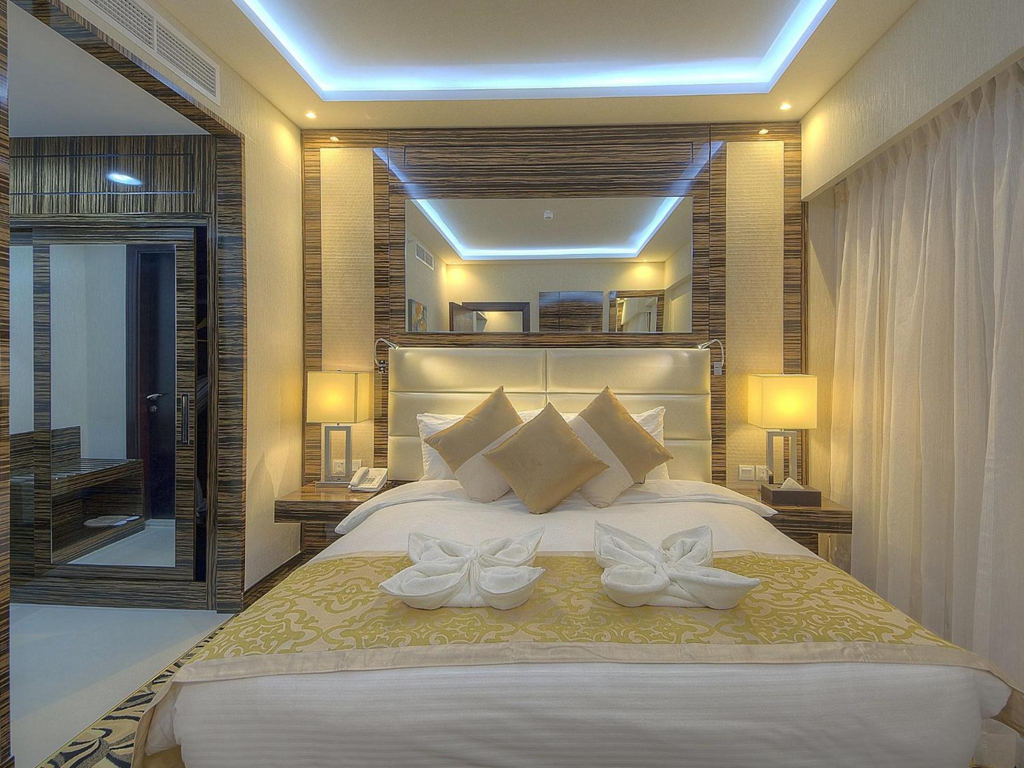 orchid vue hotel
