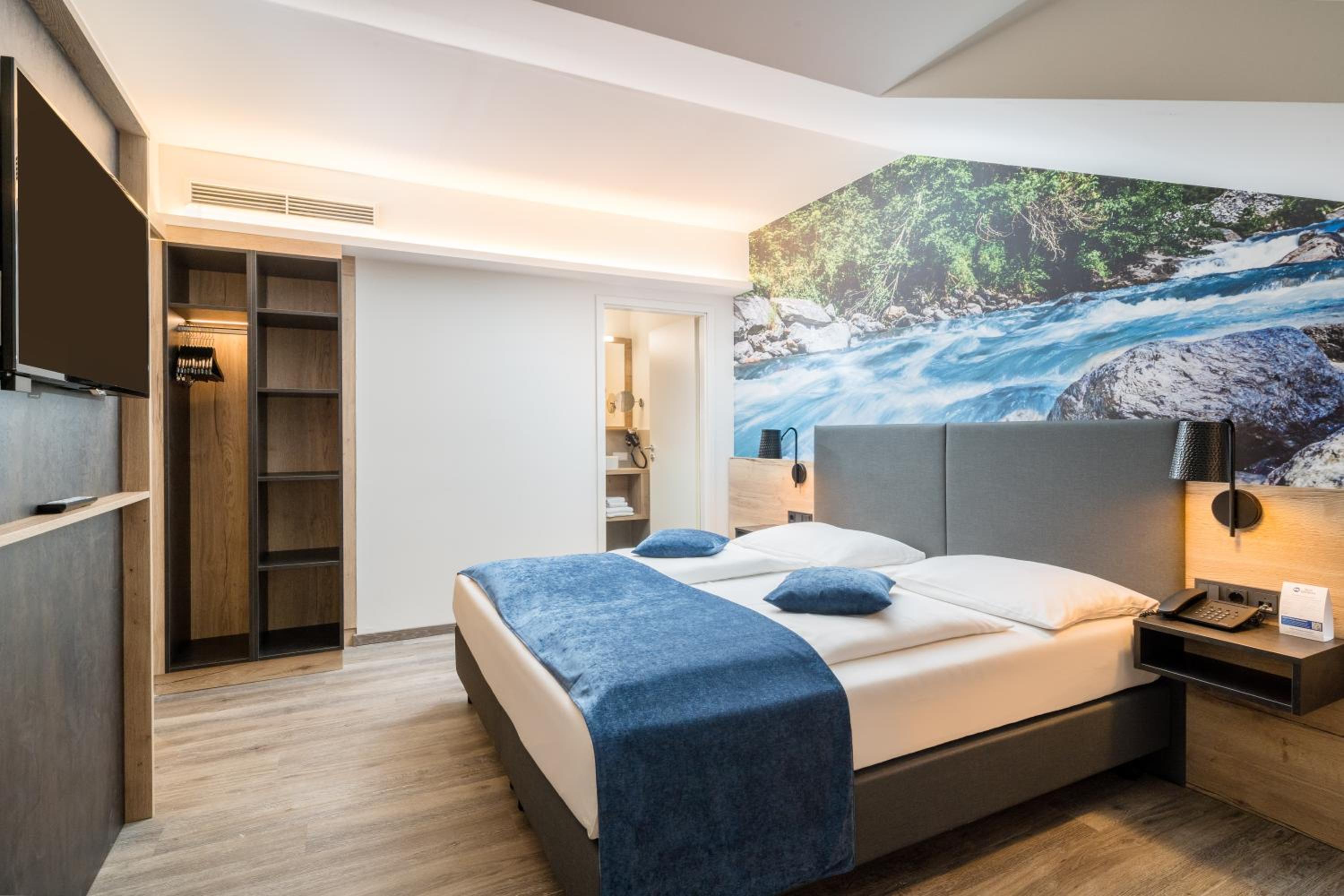 orchid vue hotel