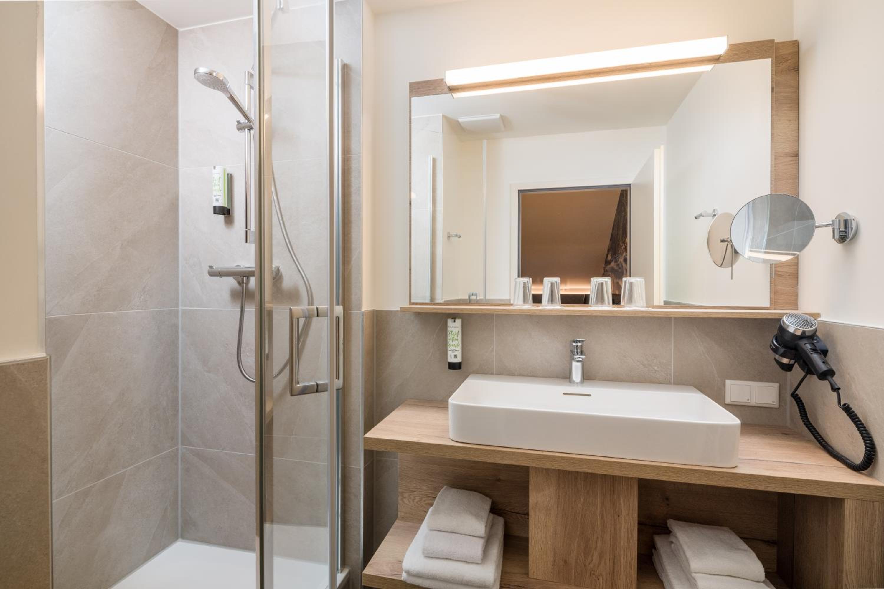 orchid vue hotel