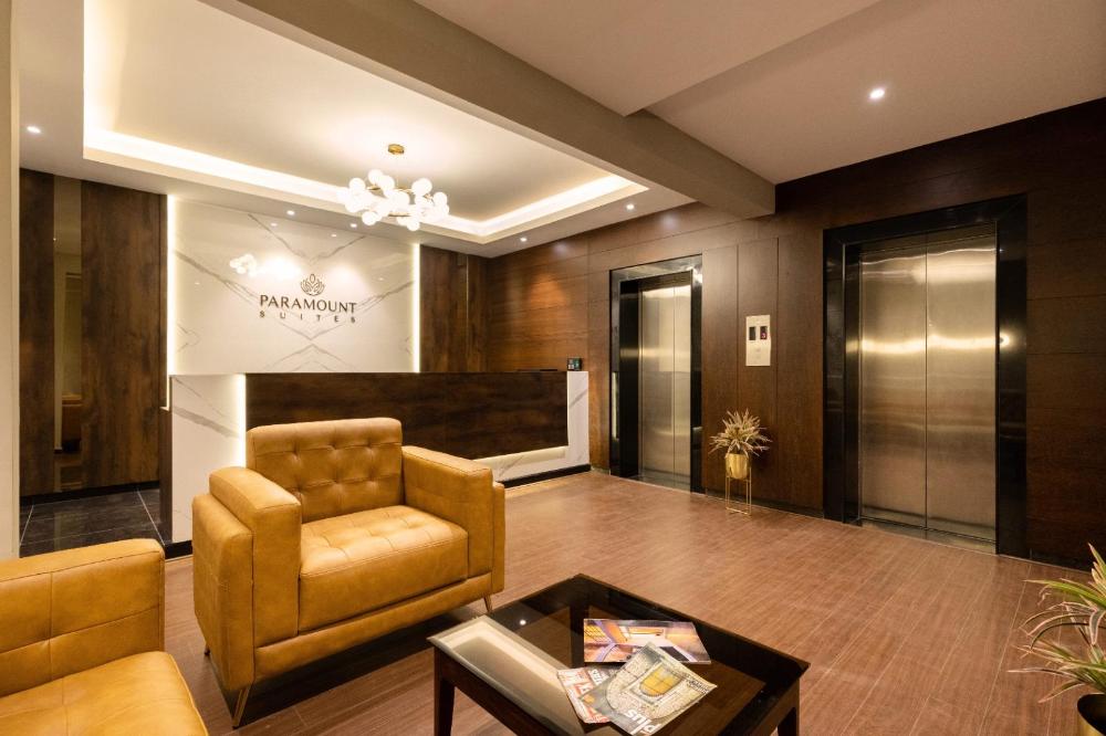 hotel paramount suites and service apartments