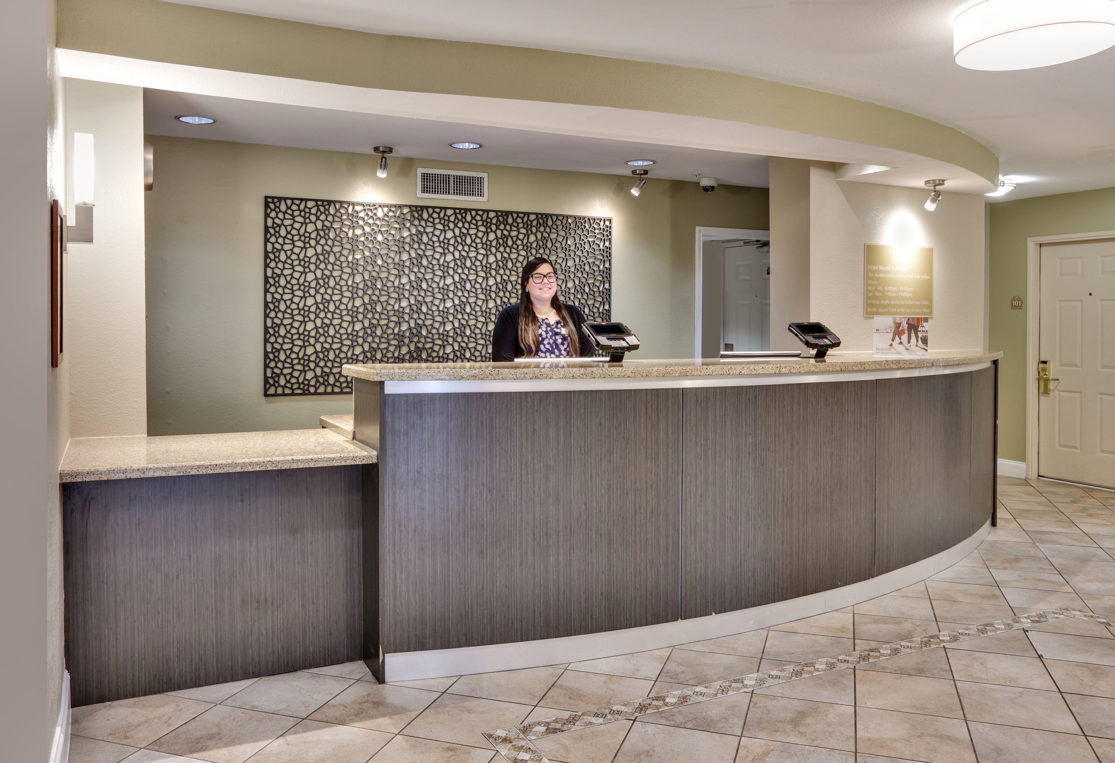 candlewood suites market center by ihg
