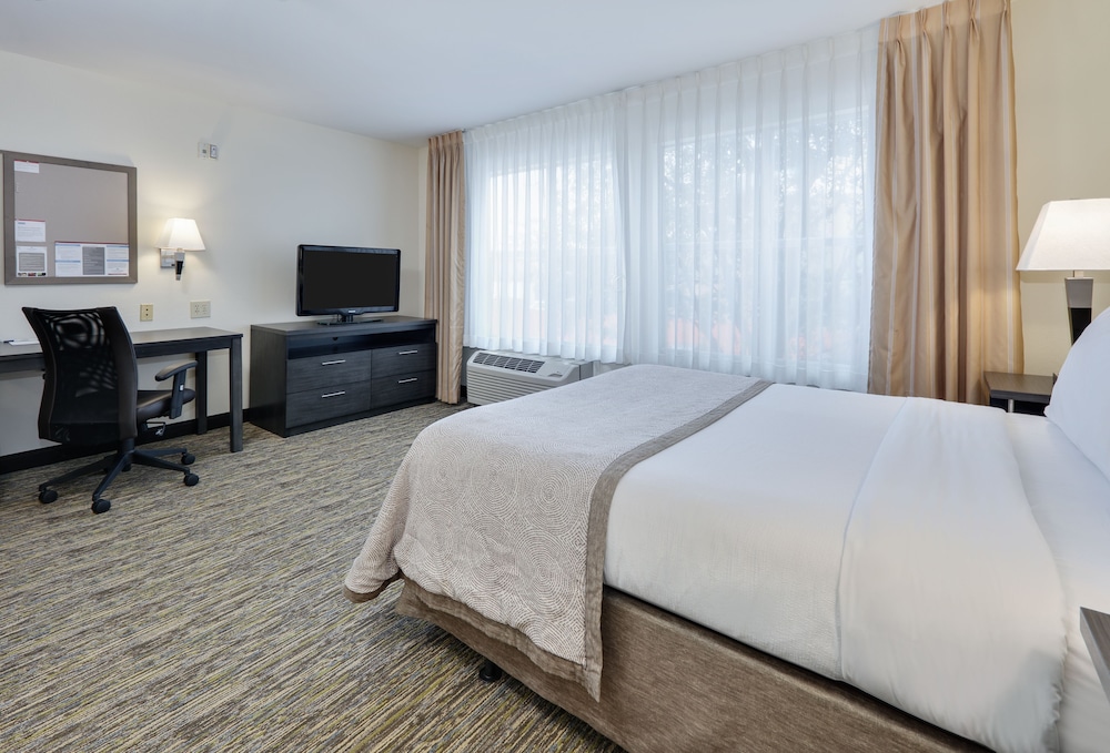 candlewood suites market center by ihg