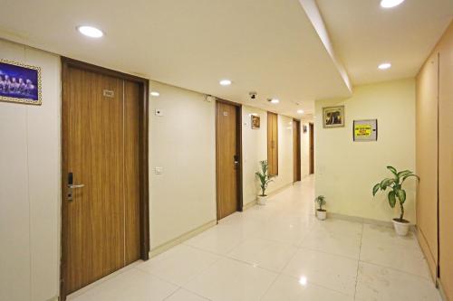 Hotel D'capitol,,3 star