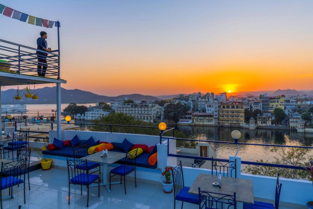 shalom backpackers udaipur adults only