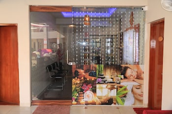 the center court resort and spa