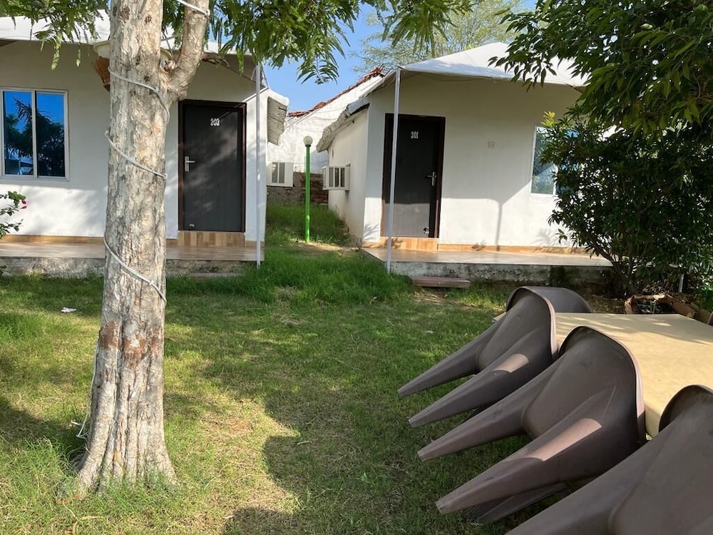 yuvraj fort by made my stay