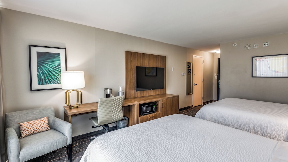 holiday inn dallas market ctr love field by ihg