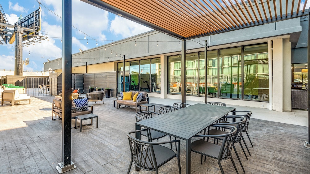 holiday inn dallas market ctr love field by ihg