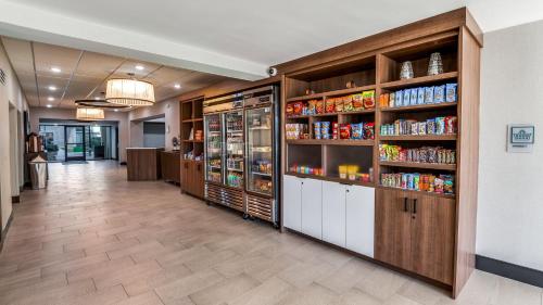holiday inn dallas market ctr love field by ihg