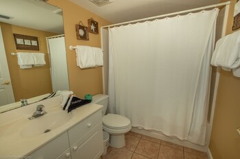 seacrest 705 2 bedroom condo by redawning