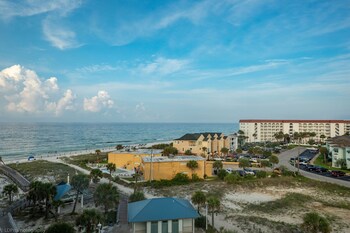 seacrest 705 2 bedroom condo by redawning