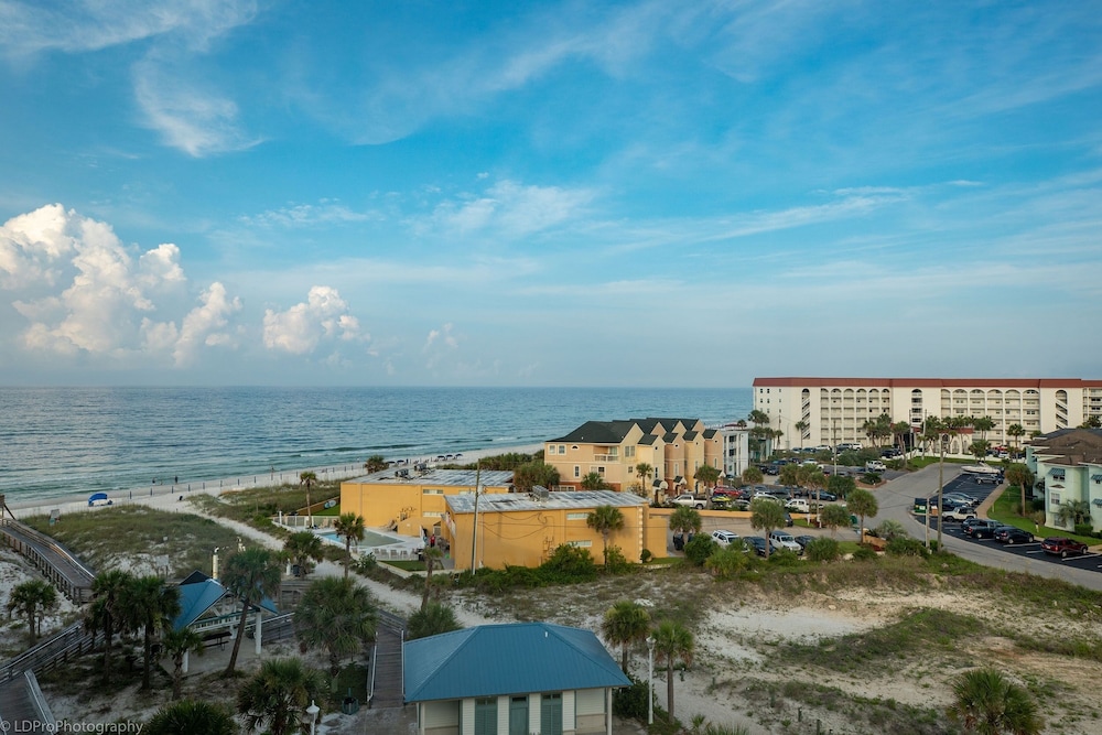 seacrest 705 2 bedroom condo by redawning