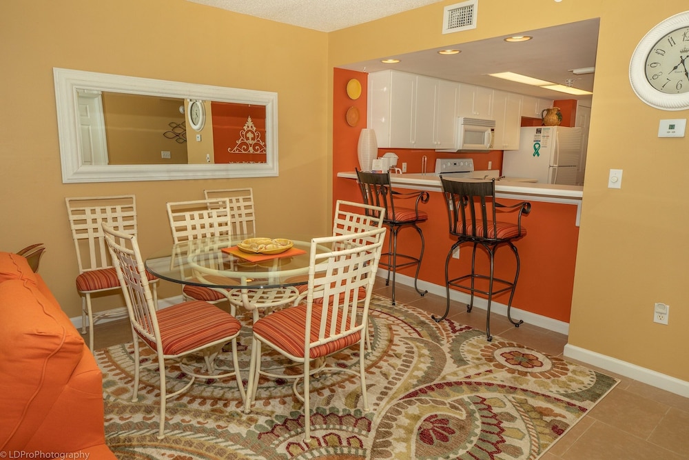 seacrest 705 2 bedroom condo by redawning