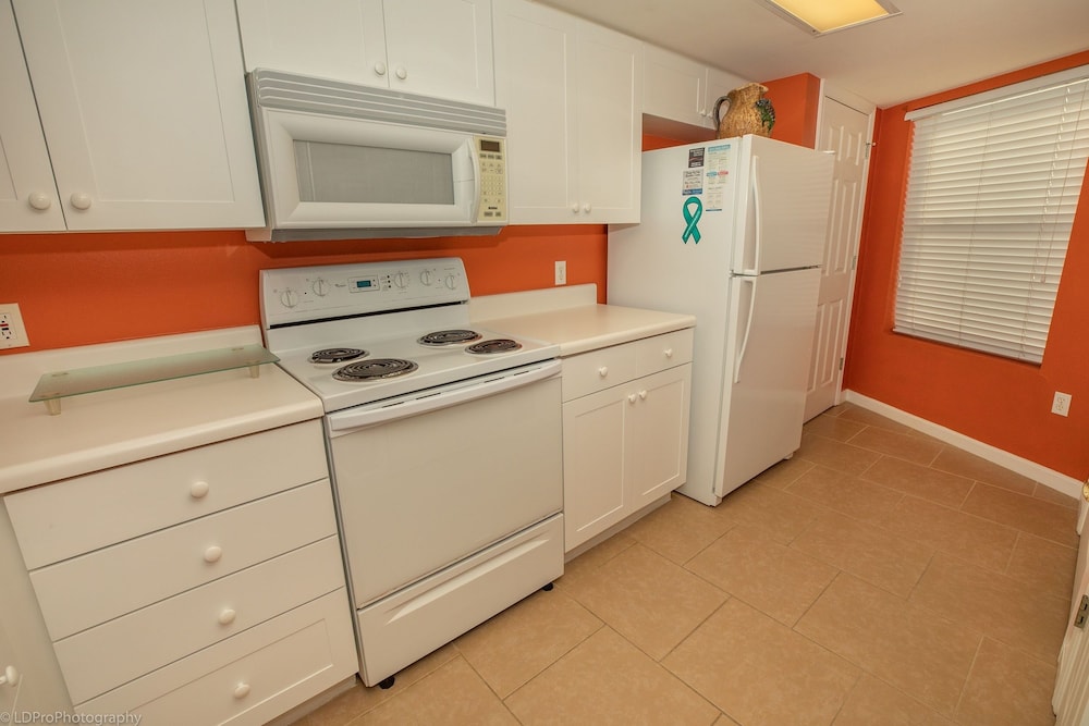 seacrest 705 2 bedroom condo by redawning