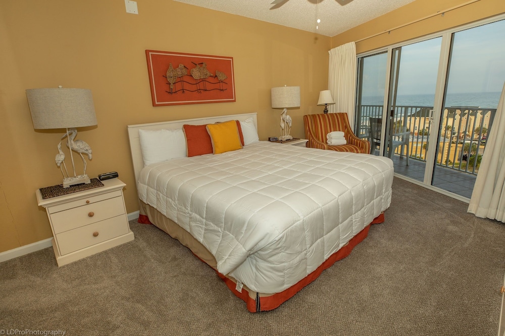 seacrest 705 2 bedroom condo by redawning