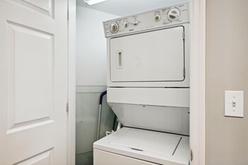 seacrest 407 2 bedroom condo by redawning