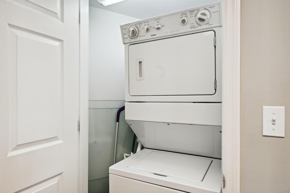 seacrest 407 2 bedroom condo by redawning