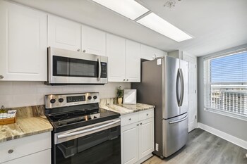 seacrest 407 2 bedroom condo by redawning