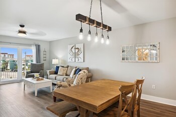 seacrest 407 2 bedroom condo by redawning