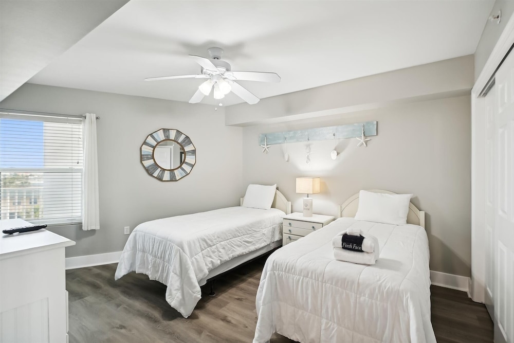 seacrest 407 2 bedroom condo by redawning