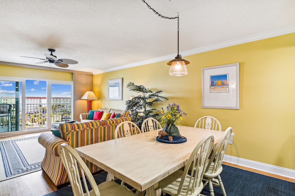 seacrest 703 2 bedroom condo by redawning