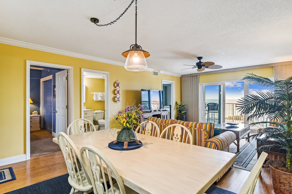 seacrest 703 2 bedroom condo by redawning