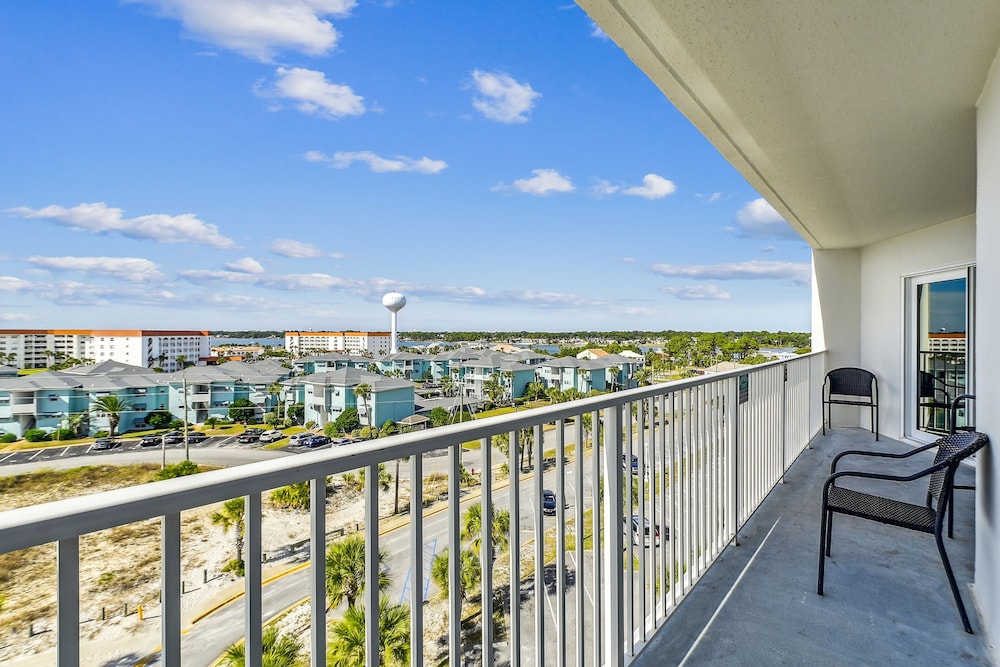 seacrest 703 2 bedroom condo by redawning