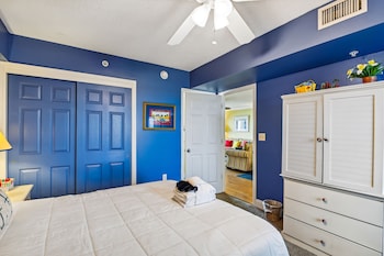seacrest 703 2 bedroom condo by redawning