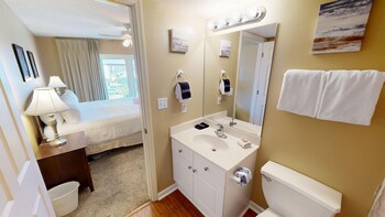 seacrest 514 2 bedroom condo by redawning