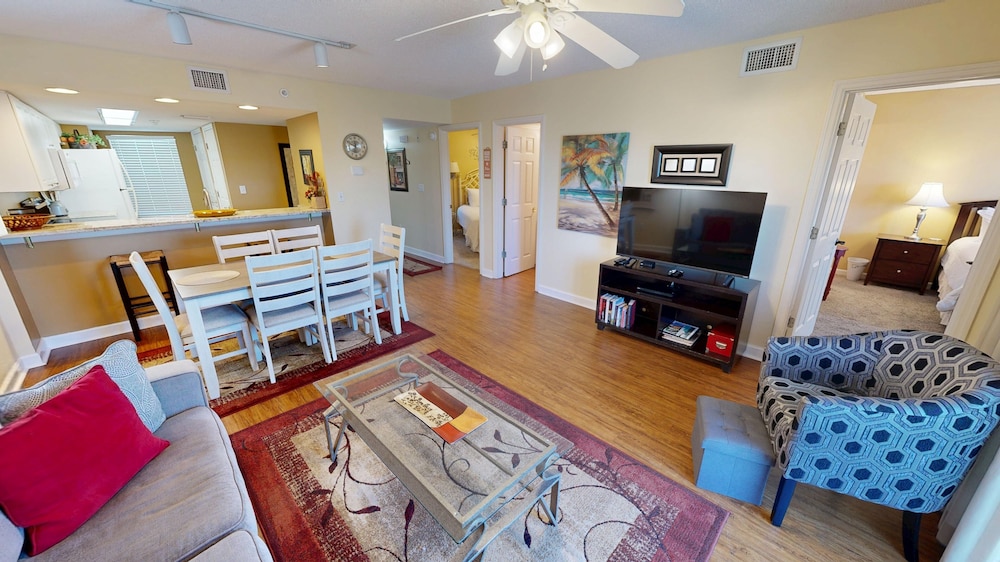 seacrest 514 2 bedroom condo by redawning