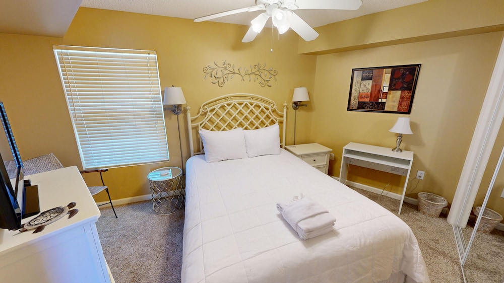seacrest 514 2 bedroom condo by redawning