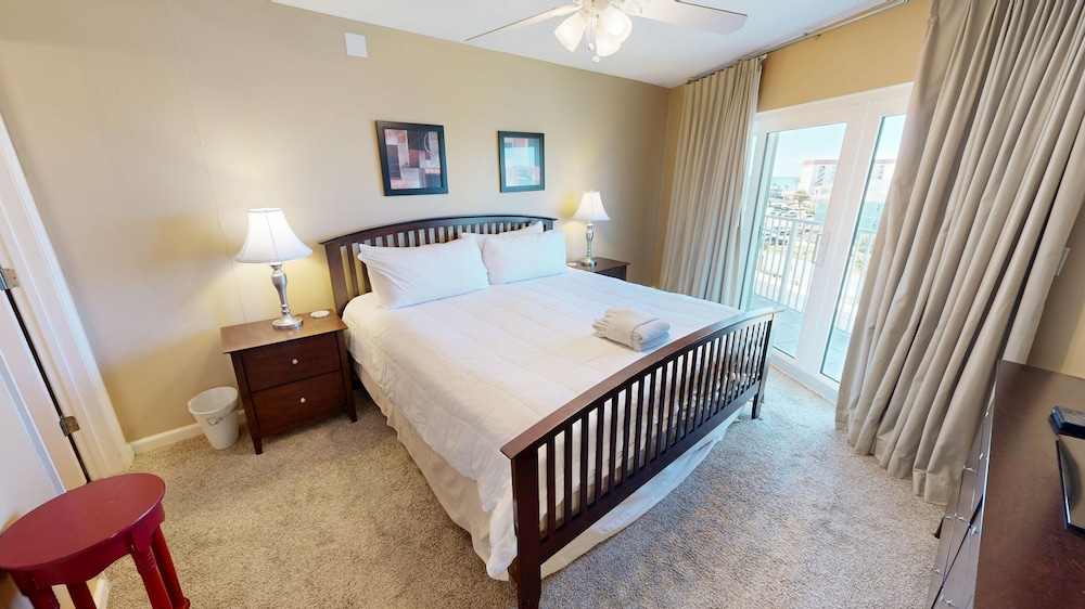 seacrest 514 2 bedroom condo by redawning