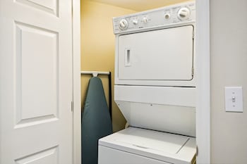 seacrest 511 2 bedroom condo by redawning