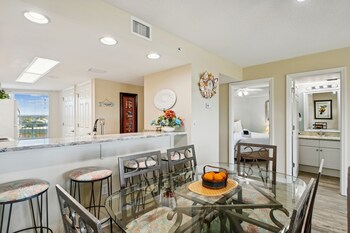 seacrest 511 2 bedroom condo by redawning