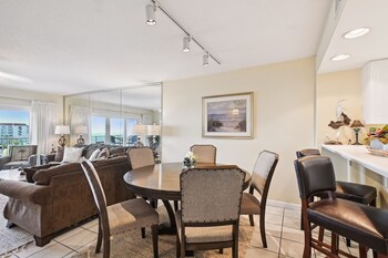 seacrest 504 2 bedroom condo by redawning